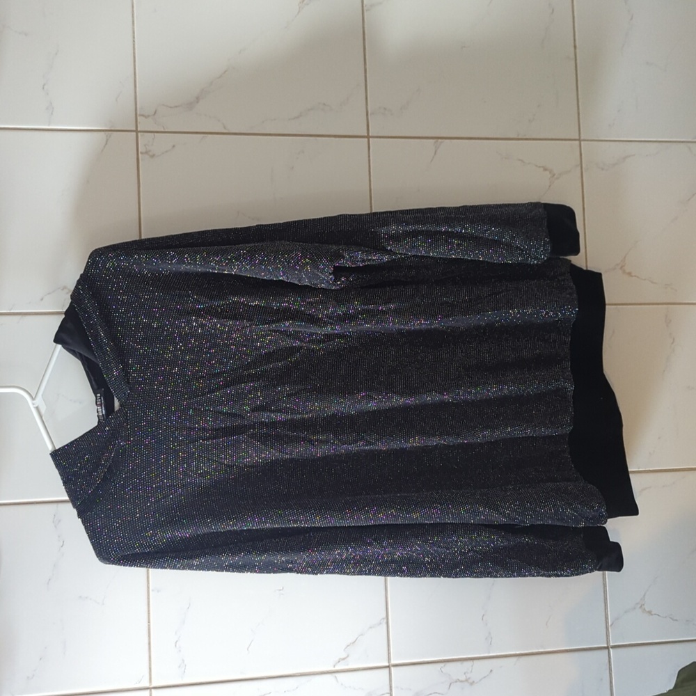 Dark Sparkles & Velvet Trim
